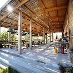 Hotel Vadi 2*